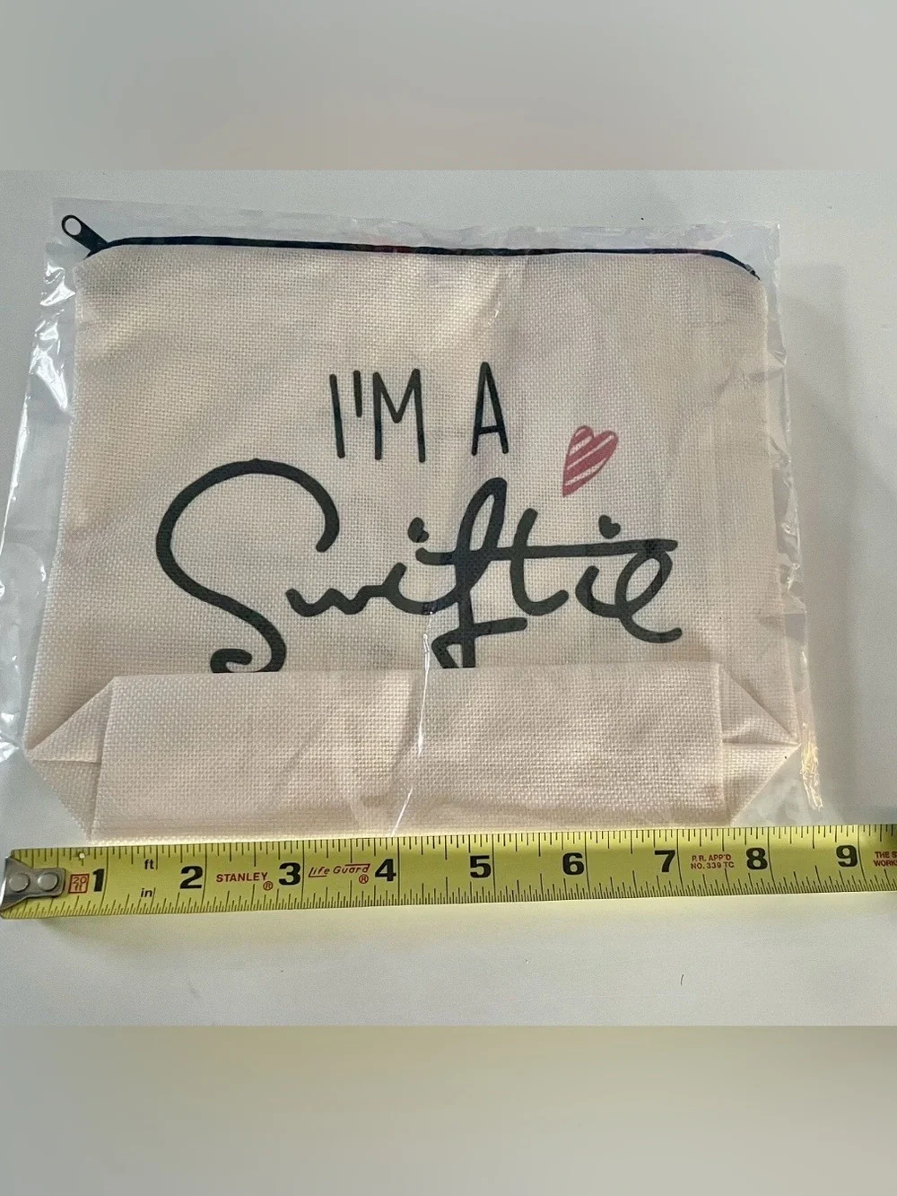The Unbranded Brand canvas cosmetic